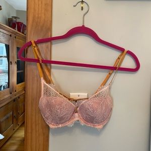 Victoria’s Secret Lined Plunge Bra